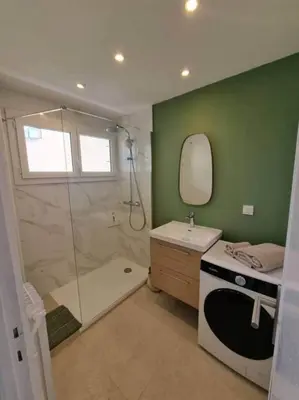 Salle de bains dans l'établissement ANTIBES - Cozy 2 pièces proche plage