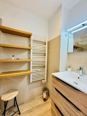 Salle de bains dans l'établissement L'impérial - Apt 3 Prs vue mer - Clim - Parking