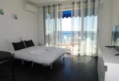 Coin salon dans l'établissement La caravelle