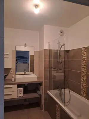 Salle de bains dans l'établissement Appartement spacieux