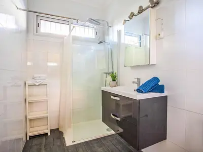 Salle de bains dans l'établissement Studio Riva Bella by Interhome