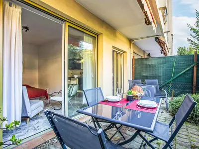 Balcon ou terrasse dans l'établissement Studio Riva Bella by Interhome
