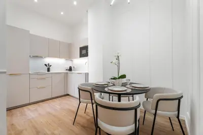 Cuisine ou kitchenette dans l'établissement Appartement Montrose - Welkeys