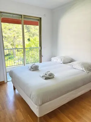 Un ou plusieurs lits dans un hébergement de l'établissement Splendid T6 Panoramic sea view Free Parking