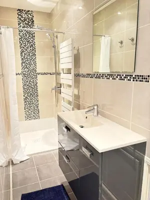 Salle de bains dans l'établissement Splendid T6 Panoramic sea view Free Parking