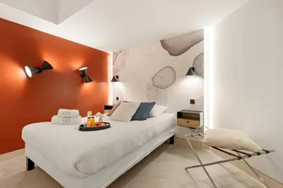 Un ou plusieurs lits dans un hébergement de l'établissement Cèdre Bleu - Chic Peaceful Haven near Croisette