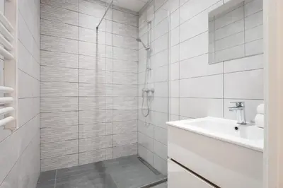 Salle de bains dans l'établissement Appartement T1bis Diane - Welkeys
