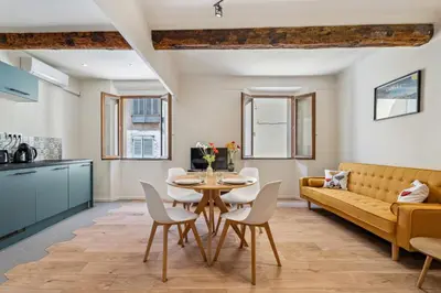 Cuisine ou kitchenette dans l'établissement Appartement T1bis Diane - Welkeys