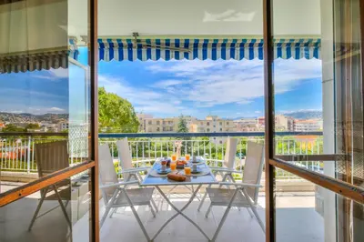 Balcon ou terrasse dans l'établissement Sea Breeze Duo Apartments