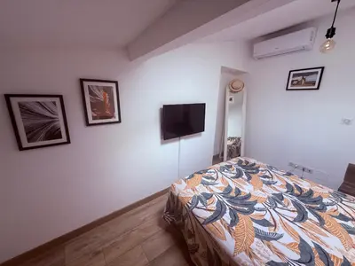 Un ou plusieurs lits dans un hébergement de l'établissement Charme, Pierres, Appartement Vieil Antibes