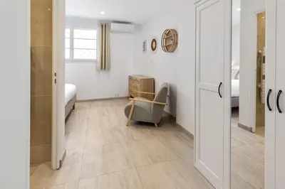 Un ou plusieurs lits dans un hébergement de l'établissement L'Aubernon - Hypercentre - Vieil Antibes - Clim - Plage