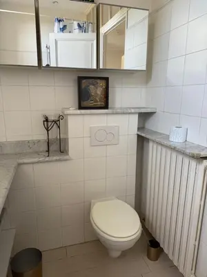 Salle de bains dans l'établissement Maison Antibes