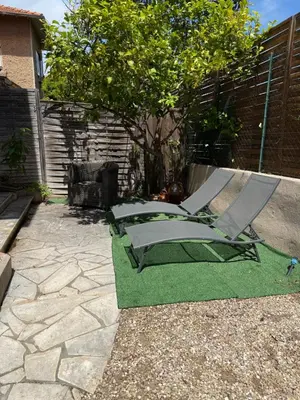 Jardin de l'établissement Maison Antibes