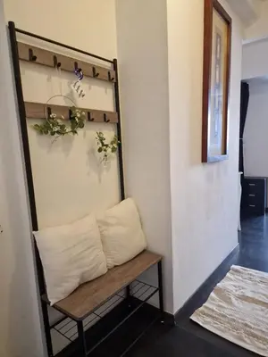 Coin salon dans l'établissement Bright apartment 10 minutes from Cannes