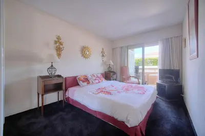 Un ou plusieurs lits dans un hébergement de l'établissement REF 1514 - Apartment with unobstructed view to rent