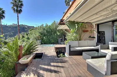 Vue générale sur la montagne ou vue sur la montagne depuis l'appartement