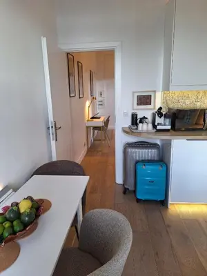 Cuisine ou kitchenette dans l'établissement Au Cœur du Cap d'Antibes pour 4 personnes
