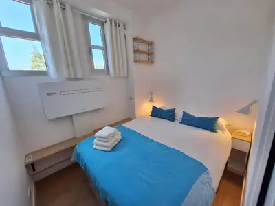 Un ou plusieurs lits dans un hébergement de l'établissement Au Cœur du Cap d'Antibes pour 4 personnes