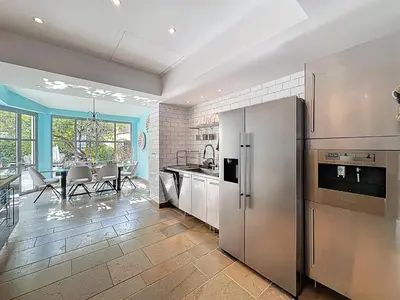 Cuisine ou kitchenette dans l'établissement 126m2 - maison plage, 3 chambres, 3 salles de bain