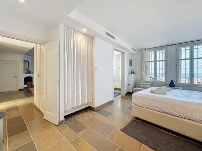 Un ou plusieurs lits dans un hébergement de l'établissement 126m2 - maison plage, 3 chambres, 3 salles de bain