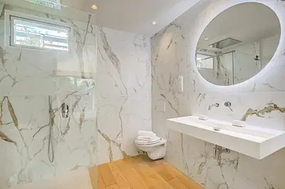 Salle de bains dans l'établissement Antibes Loft Retreat - Happy Rentals