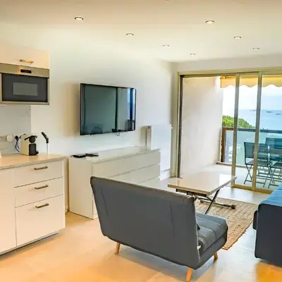 STUDIO Luxe CENTER BAY 4