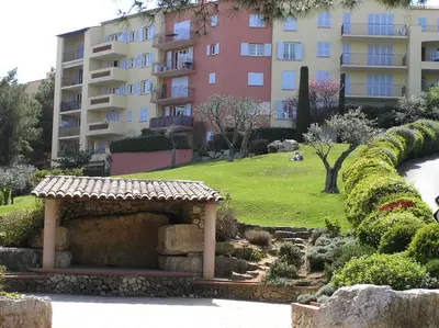 Jardin de l'établissement Mougins Le Haut