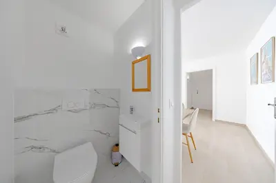 Salle de bains dans l'établissement Cannes 2 bedrooms apartment - 141A