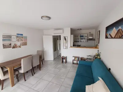 Cuisine ou kitchenette dans l'établissement Studio 4 places Residence avec piscine et tennis