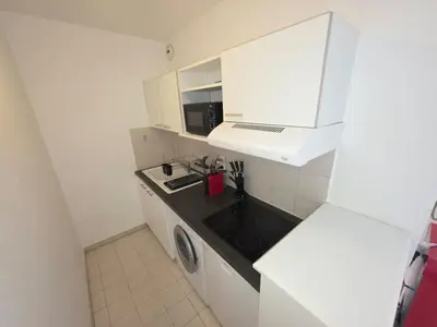 Cuisine ou kitchenette dans l'établissement Apartment Les Pins Bleus-3 by Interhome