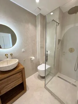 Salle de bains dans l'établissement Luxe et Charme sur les Remparts du Vieil Antibes