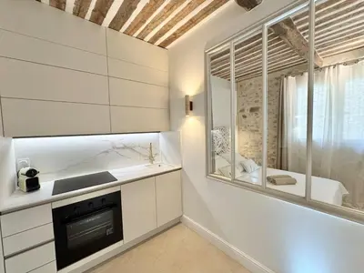 Salle de bains dans l'établissement Luxe et Charme sur les Remparts du Vieil Antibes
