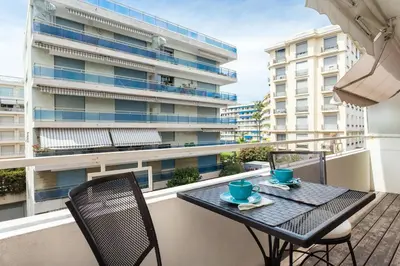Balcon ou terrasse dans l'établissement Charming & Elegant La Croisette apartment in Cannes