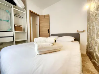 Un ou plusieurs lits dans un hébergement de l'établissement Le Borello Bleu - Joli T2 dans le Vieil Antibes