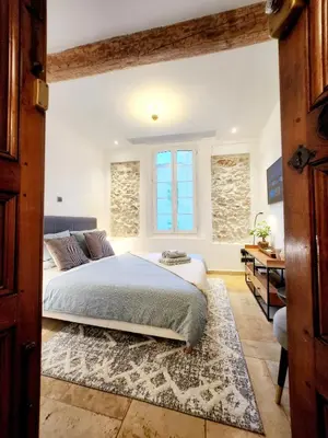 Un ou plusieurs lits dans un hébergement de l'établissement Le Massena Central - Dans le Vieil Antibes