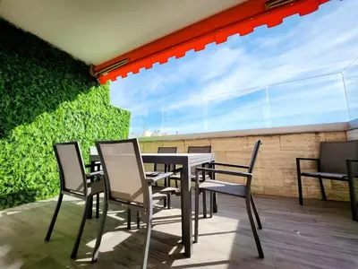 Balcon ou terrasse dans l'établissement Le Guillabert - T4 en Plein Centre