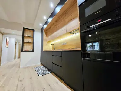 Cuisine ou kitchenette dans l'établissement Le Rempart - T3 dans Vieil Antibes