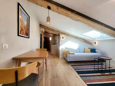 Coin salon dans l'établissement Le Saint Antoine - T2 dans Vieil Antibes