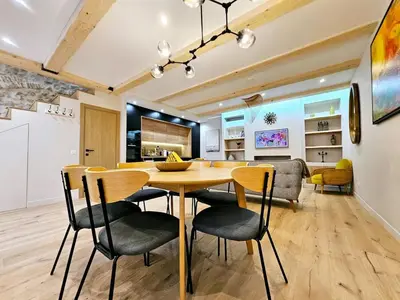 Cuisine ou kitchenette dans l'établissement Le Magnum Riviera - Maison Proche de la Plage
