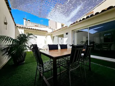 Terrasse ou espace extérieur de l'établissement Le Thuret Fleuri - T3 avec Terrasse