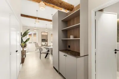 Cuisine ou kitchenette dans l'établissement Le Musti - A l'entrée du Viel Antibes