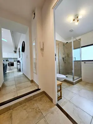 Salle de bains dans l'établissement Les Casemates Antiboises - Jolie T3 proche port