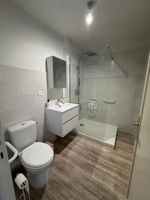 Salle de bains dans l'établissement Le Nid Douillet du Carré d'OR