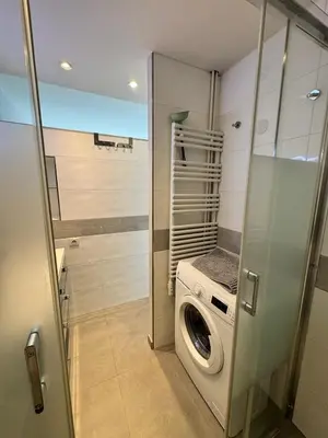 Salle de bains dans l'établissement Superbe appartement vue mer garage privatif ferme