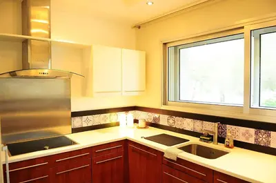 Cuisine ou kitchenette dans l'établissement Marina Beach
