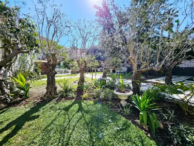 Jardin de l'établissement Le Petit Four Jardin - Dans le vieil Antibes