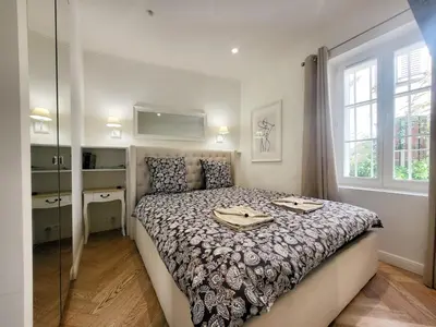 Un ou plusieurs lits dans un hébergement de l'établissement Le Petit Four Jardin - Dans le vieil Antibes