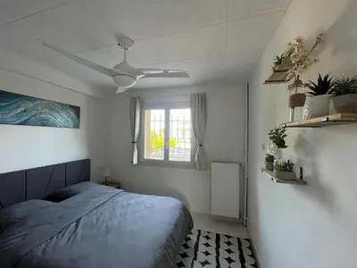 Un ou plusieurs lits dans un hébergement de l'établissement 4 pièces entre antibes et juan les pins
