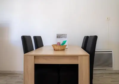 Plan de l'établissement T2 - Residence avec piscine garage et tennis
