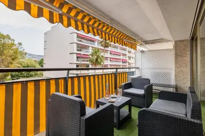 Balcon ou terrasse dans l'établissement Reine Astrid Palm Beach Suite